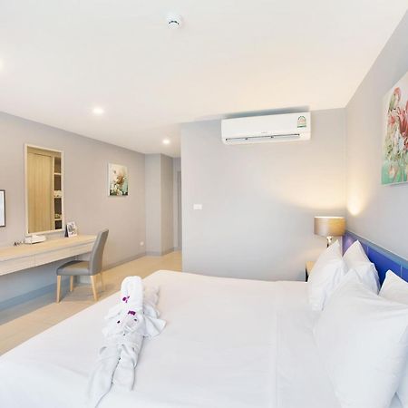 Xen Hotel Nakhon Pathom - Sha Plus Exterior photo
