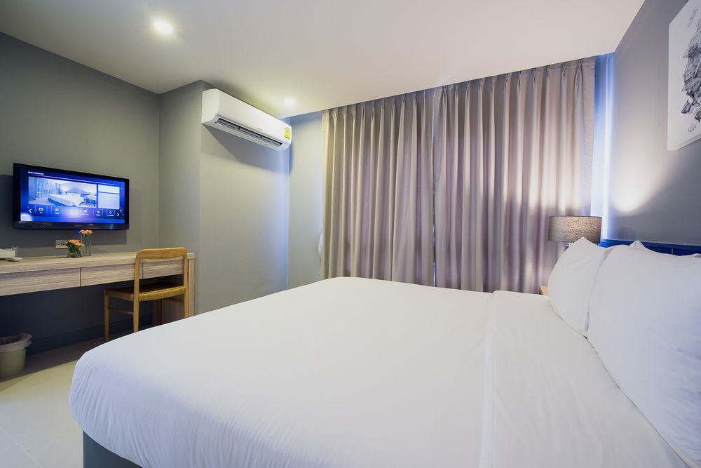 Xen Hotel Nakhon Pathom - Sha Plus Exterior photo